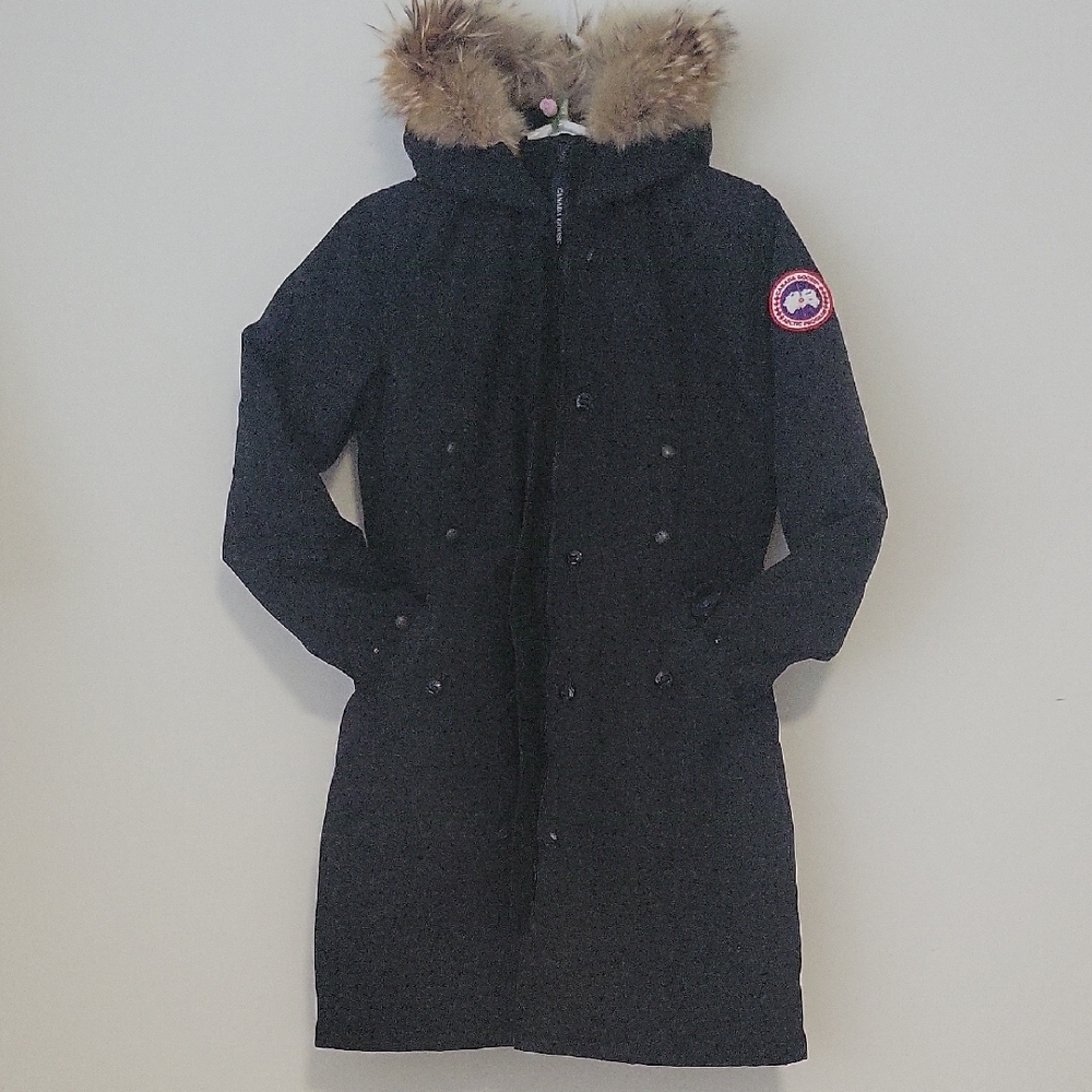 Canada Goose Women's Black Parka with Fur Hood